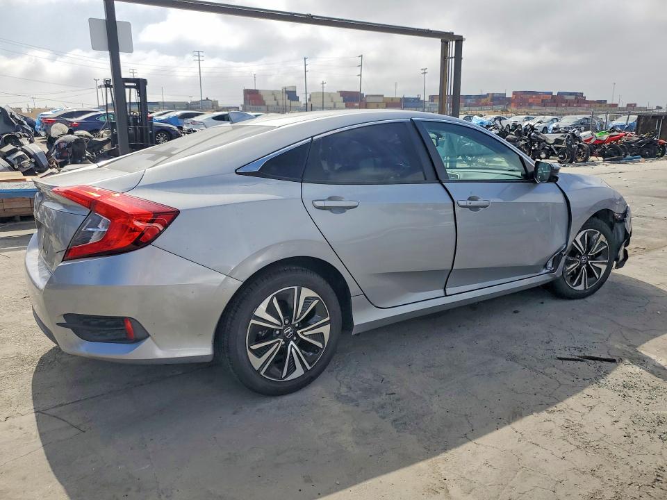 60613886 :رقم المزاد ، 2HGFC1F71GH641953 vin ، 2016 Honda Civic مزاد بيع