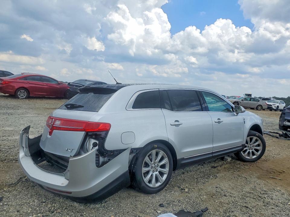 Продаж на аукціоні авто 2017 Lincoln Mkt, vin: 2LMHJ5FK4HBL00589, номер лоту: 60312816