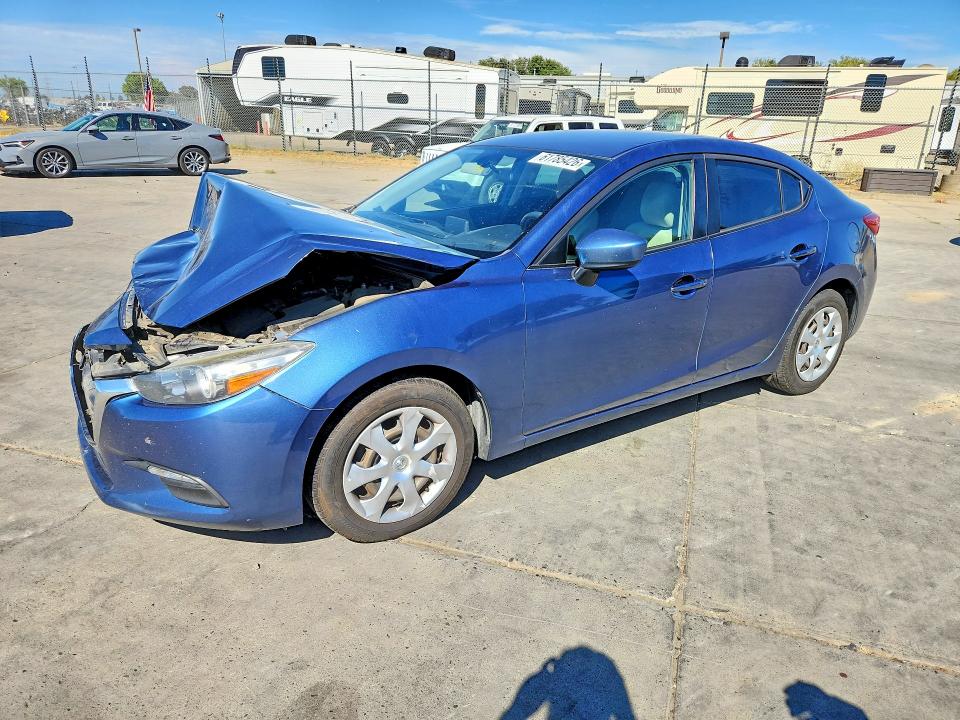 61785426 :رقم المزاد ، 3MZBN1U79HM111479 vin ، 2017 Mazda 3 مزاد بيع