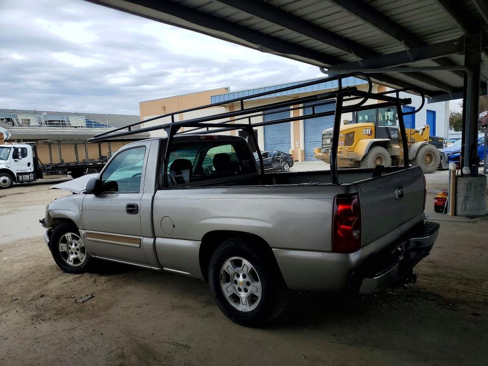 Продаж на аукціоні авто 2003 Chevrolet Silverado, vin: 1GCEC14T03Z258607, номер лоту: 61182796