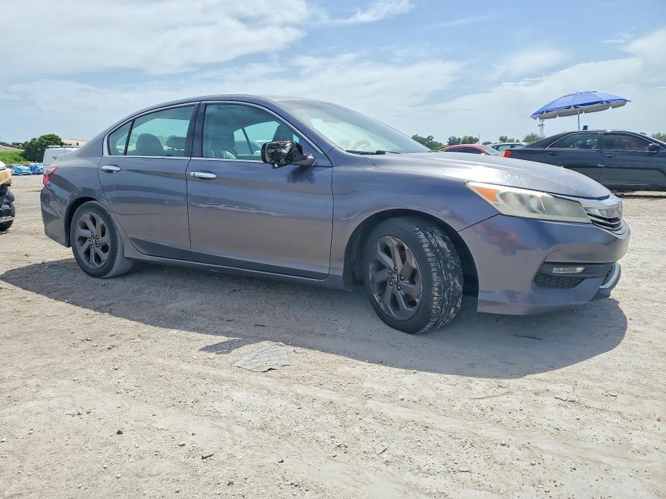 Продаж на аукціоні авто 2016 Honda Accord, vin: 1HGCR3F8XGA001910, номер лоту: 61530216