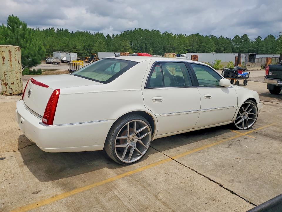 2006 Cadillac Dts მანქანა იყიდება აუქციონზე, vin: 1G6KD57YX6U174586, აუქციონის ნომერი: 59105266