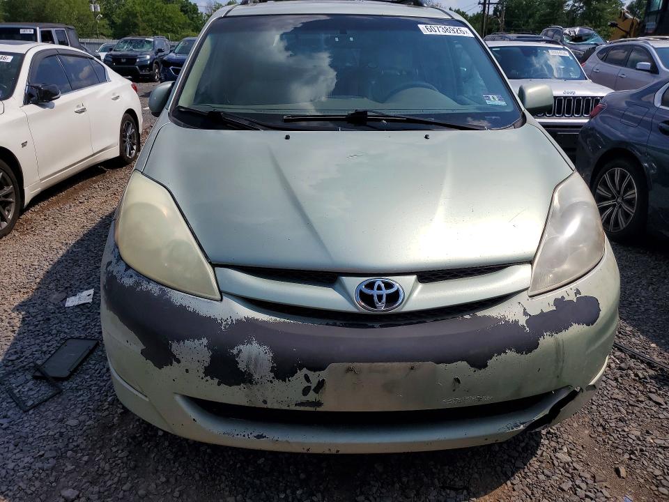 2006 Toyota Sienna მანქანა იყიდება აუქციონზე, vin: 5TDZA22C26S529625, აუქციონის ნომერი: 60738926