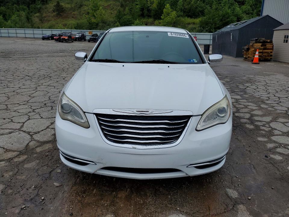 2013 Chrysler 200 მანქანა იყიდება აუქციონზე, vin: 1C3CCBAB1DN762122, აუქციონის ნომერი: 61928606