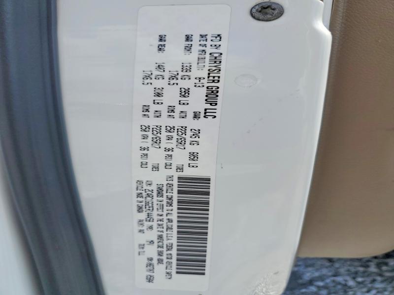 61518746 :رقم المزاد ، 2C4RC1GG2ER144458 vin ، 2014 Chrysler Town & Country مزاد بيع