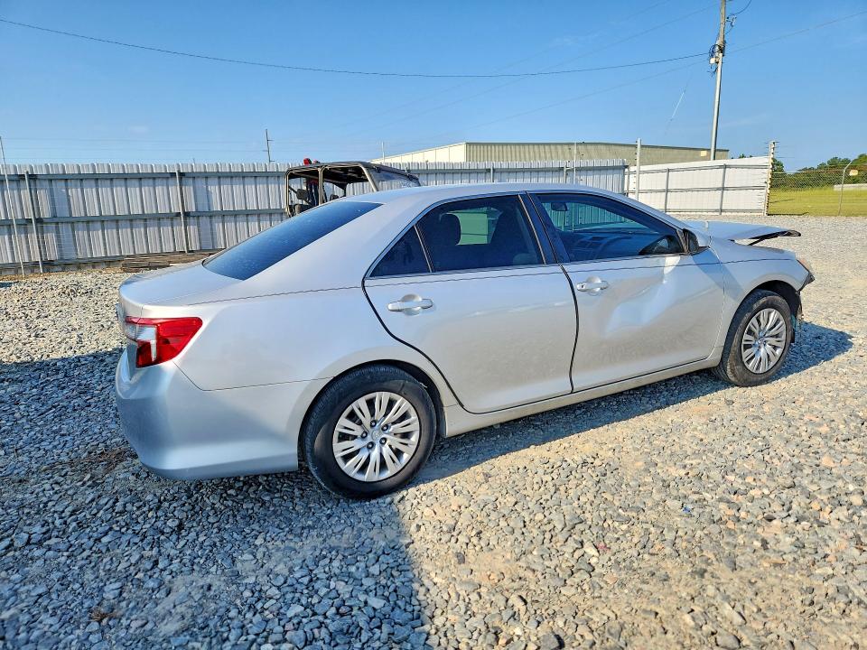 59299696 :رقم المزاد ، 4T1BF1FK5EU769272 vin ، 2014 Toyota Camry مزاد بيع
