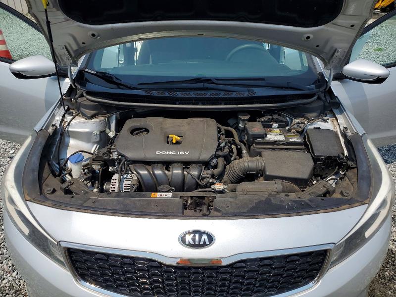 62632906 :رقم المزاد ، 3KPFL4A78HE021637 vin ، 2017 Kia Forte مزاد بيع