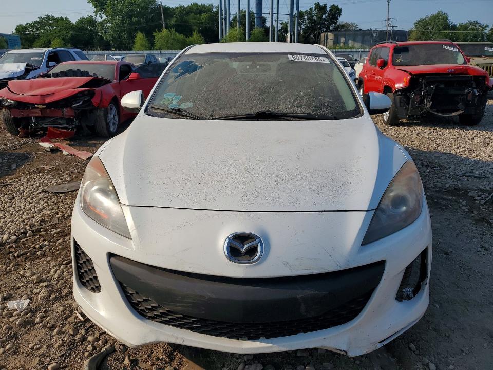 60760256 :رقم المزاد ، JM1BL1TG3D1742990 vin ، 2013 Mazda 3 مزاد بيع
