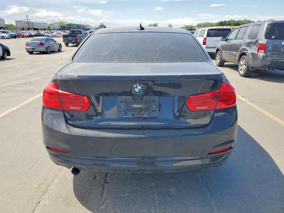 Продаж на аукціоні авто 2018 Bmw 320, vin: WBA8A3C54JA358655, номер лоту: 60047246