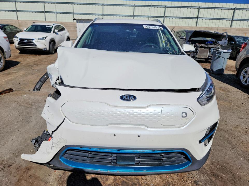 60754626 :رقم المزاد ، KNDCC3LGXL5074922 vin ، 2020 Kia Niro مزاد بيع