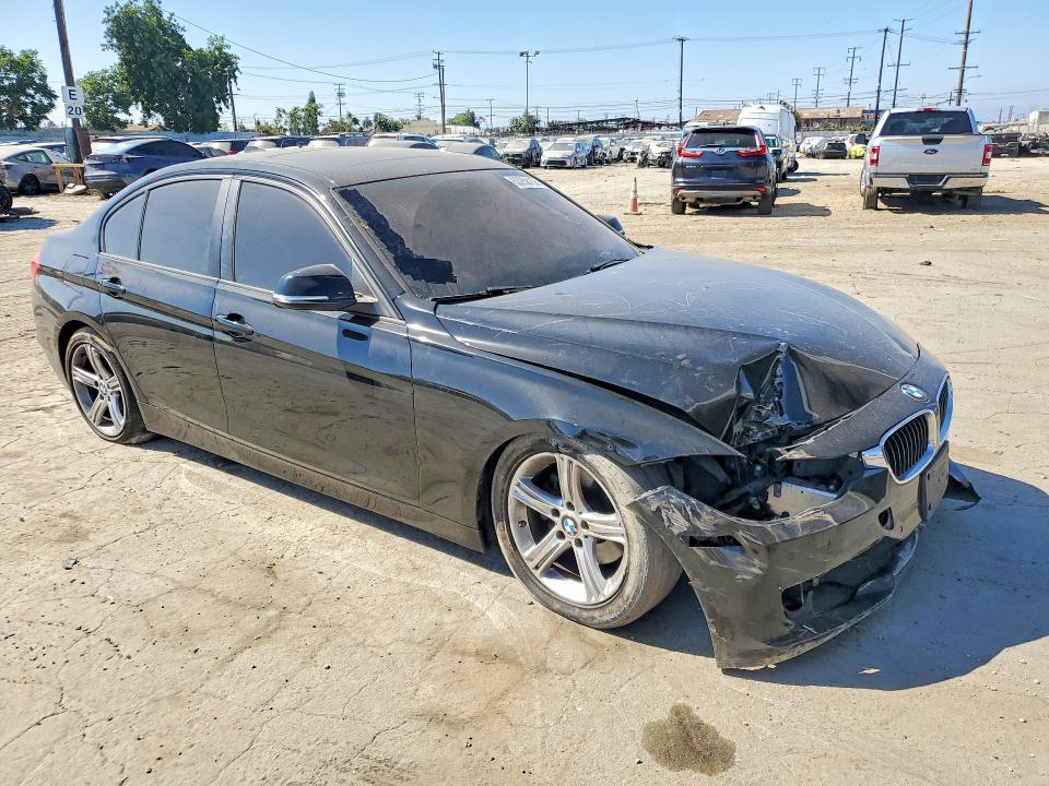 63258156 :رقم المزاد ، WBA3C1C59EK110989 vin ، 2014 Bmw 328 مزاد بيع