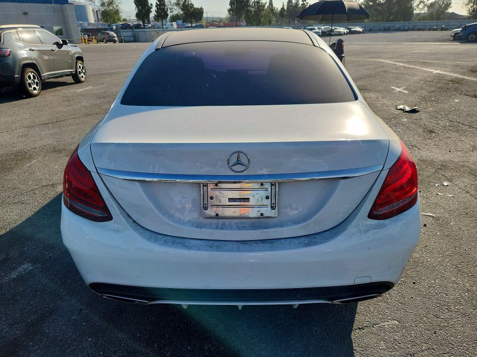 59403906 :رقم المزاد ، 55SWF4KB9FU007312 vin ، 2015 Mercedes-benz C مزاد بيع