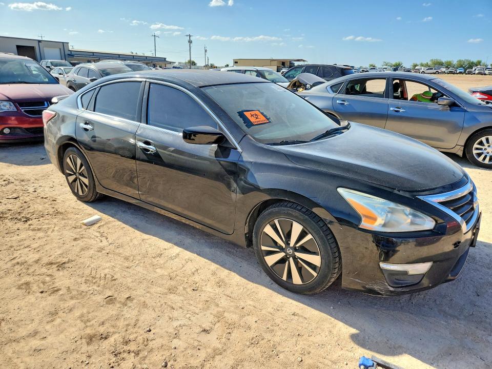 Продажа на аукционе авто 2015 Nissan Altima, vin: 1N4AL3AP5FN883104, номер лота: 62868866