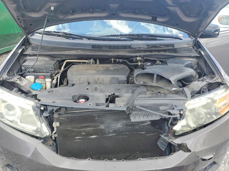 61584726 :رقم المزاد ، 5FNRL5H69DB044168 vin ، 2013 Honda Odyssey مزاد بيع