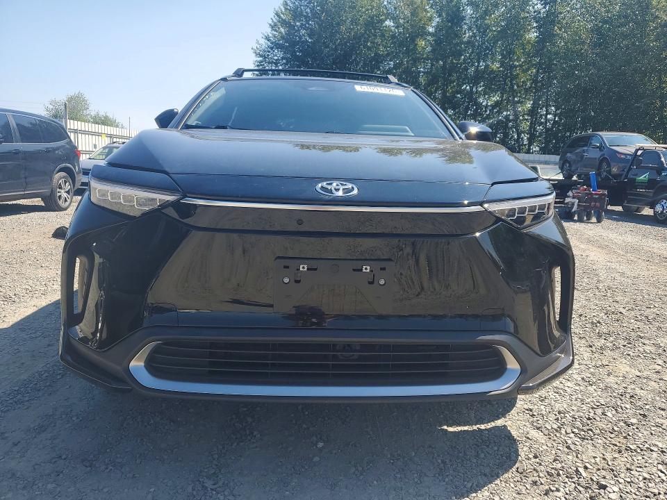 61091126 :رقم المزاد ، JTMABACA3PA034981 vin ، 2023 Toyota Bz4x مزاد بيع