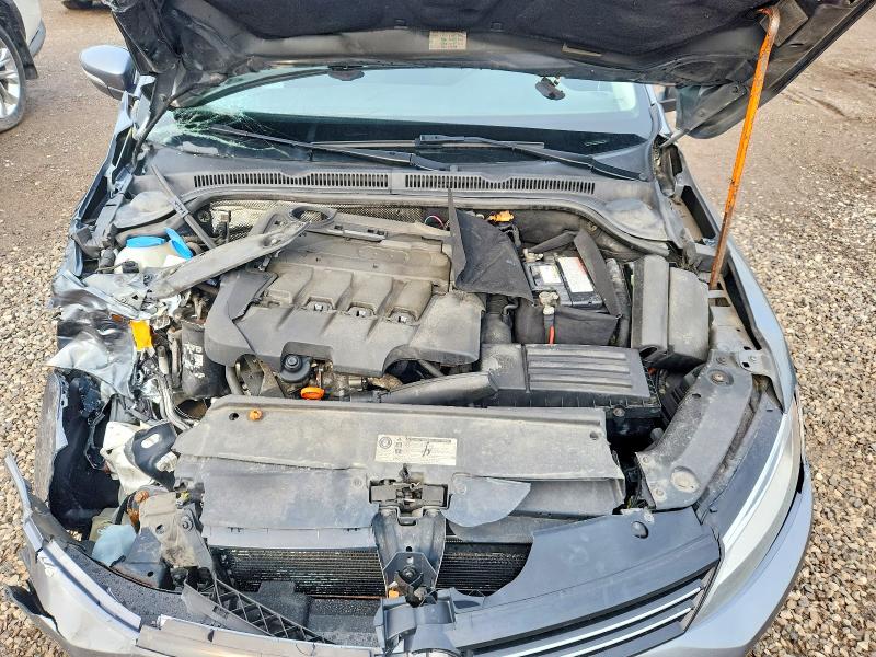 59103546 :رقم المزاد ، 3VWDL7AJXBM031925 vin ، 2011 Volkswagen Jetta مزاد بيع