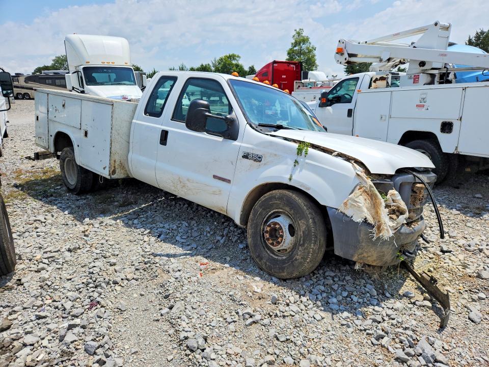 2004 Ford F350 მანქანა იყიდება აუქციონზე, vin: 1FDWX36P04EC38155, აუქციონის ნომერი: 62461556