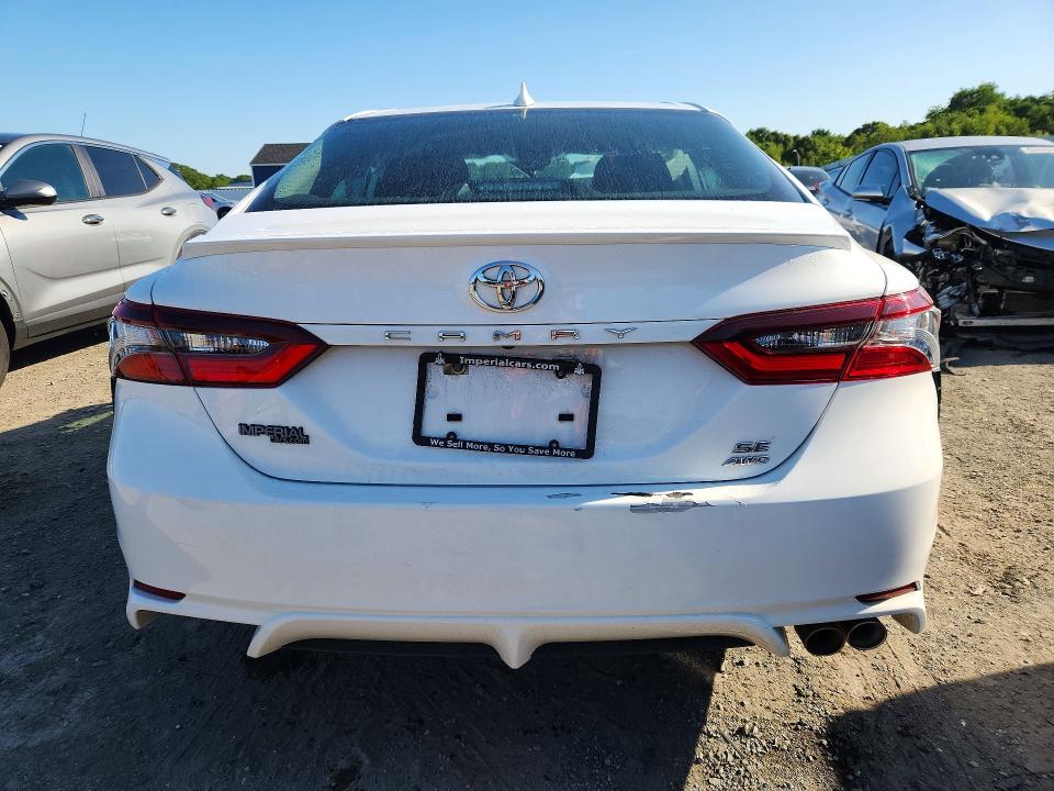Продаж на аукціоні авто 2022 Toyota Camry, vin: 4T1G11BK2NU069090, номер лоту: 62221706