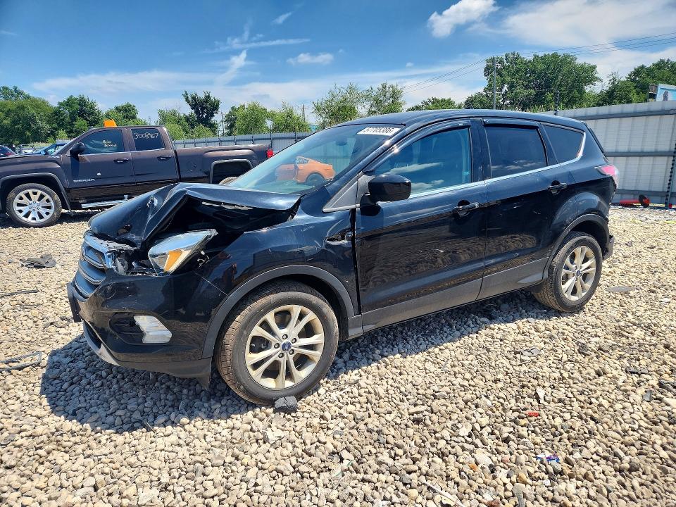 Продаж на аукціоні авто 2017 Ford Escape, vin: 1FMCU0G95HUB20060, номер лоту: 57705386