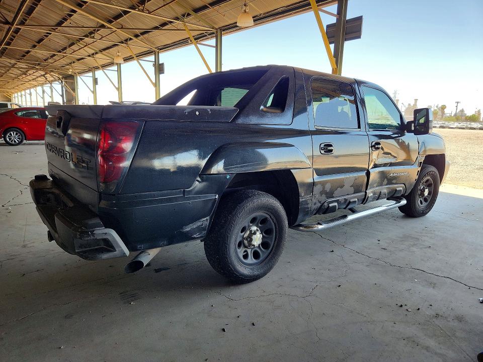 60520126 :رقم المزاد ، 3GNEC13T83G141124 vin ، 2003 Chevrolet Avalanche مزاد بيع