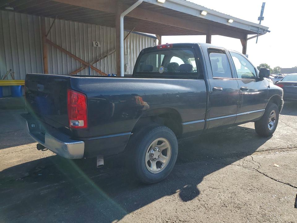 61240526 :رقم المزاد ، 1D7HU18N15S302475 vin ، 2005 Dodge Ram 1500 مزاد بيع