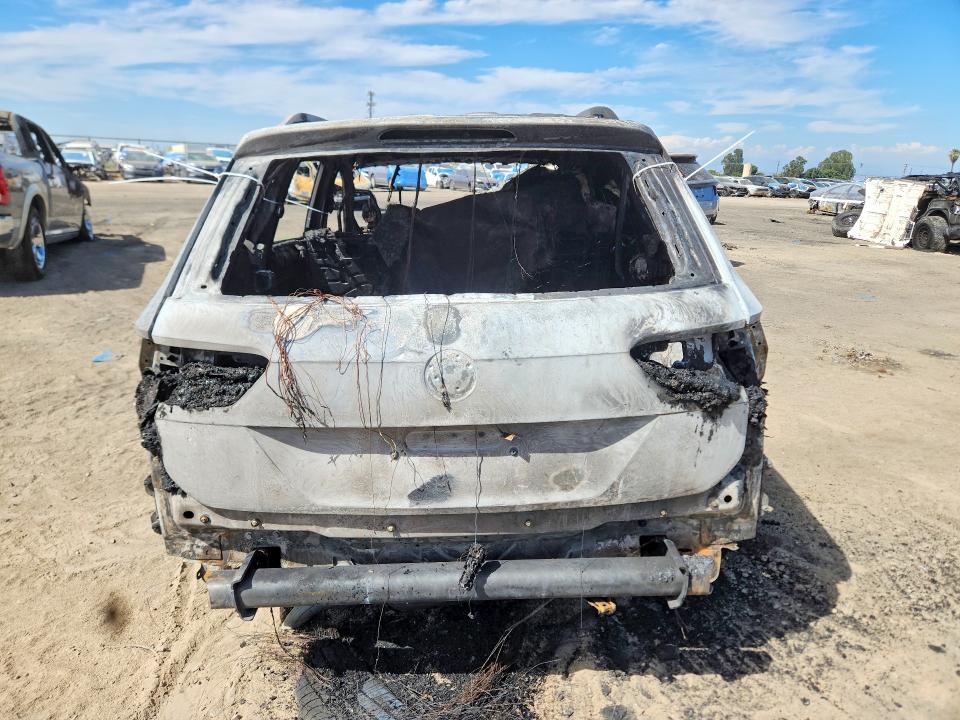 60112726 :رقم المزاد ، 3VV1B7AX8MM080719 vin ، 2021 Volkswagen Tiguan مزاد بيع