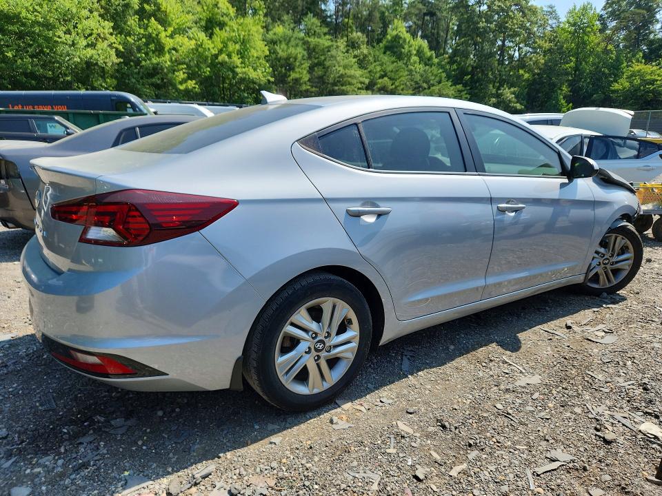 2020 Hyundai Elantra მანქანა იყიდება აუქციონზე, vin: KMHD84LF2LU107237, აუქციონის ნომერი: 59323536
