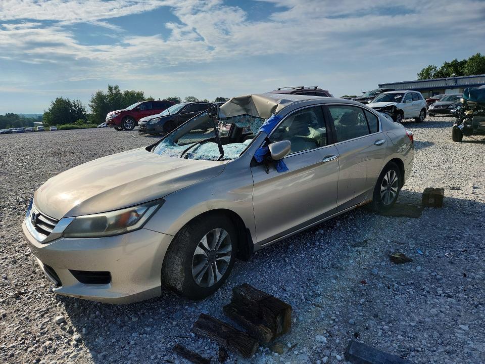Auction sale of the 2014 Honda Accord, vin: 1HGCR2F36EA112014, lot number: 97683545