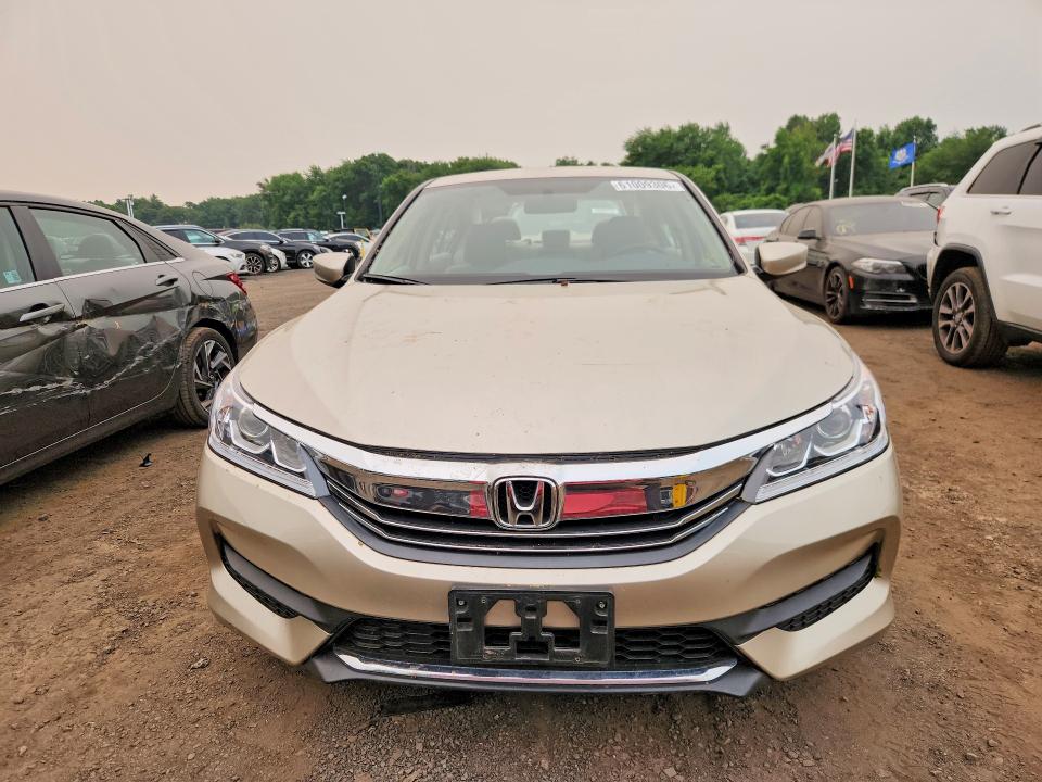 Aukcja sprzedaży 2017 Honda Accord, vin: 1HGCR2F30HA037251, numer aukcji: 61009306