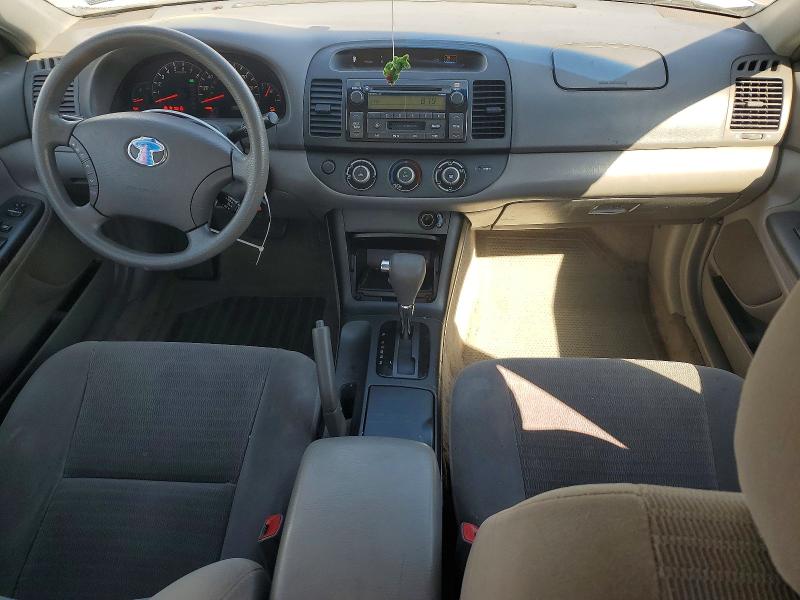 59962356 :رقم المزاد ، 4T1BF30K95U092957 vin ، 2005 Toyota Camry مزاد بيع