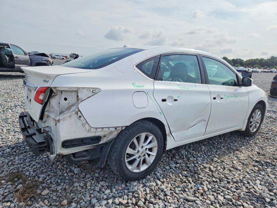 Продажа на аукционе авто 2015 Nissan Sentra, vin: 3N1AB7AP4FY273544, номер лота: 62742616