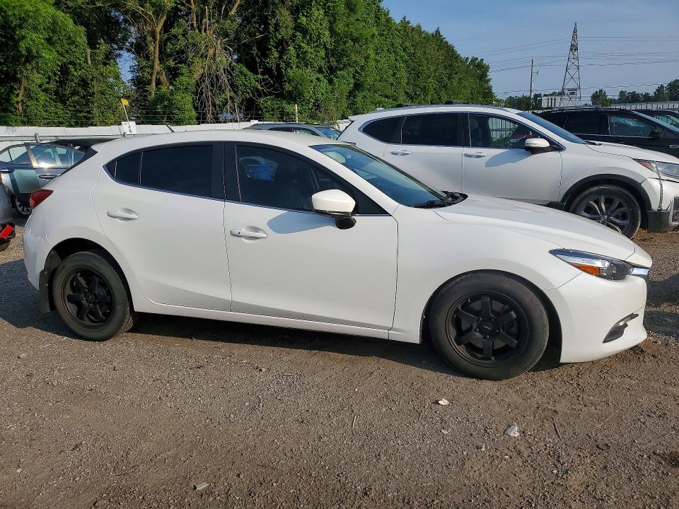 61187746 :رقم المزاد ، JM1BN1L7XJ1183850 vin ، 2018 Mazda 3 مزاد بيع