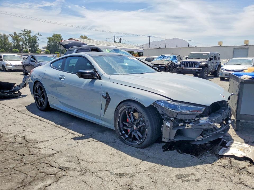 60963116 :رقم المزاد ، WBSAE0C04PCM00744 vin ، 2023 Bmw M8 مزاد بيع