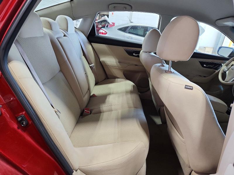 2014 Nissan Altima მანქანა იყიდება აუქციონზე, vin: 1N4AL3AP7EN261134, აუქციონის ნომერი: 60502496