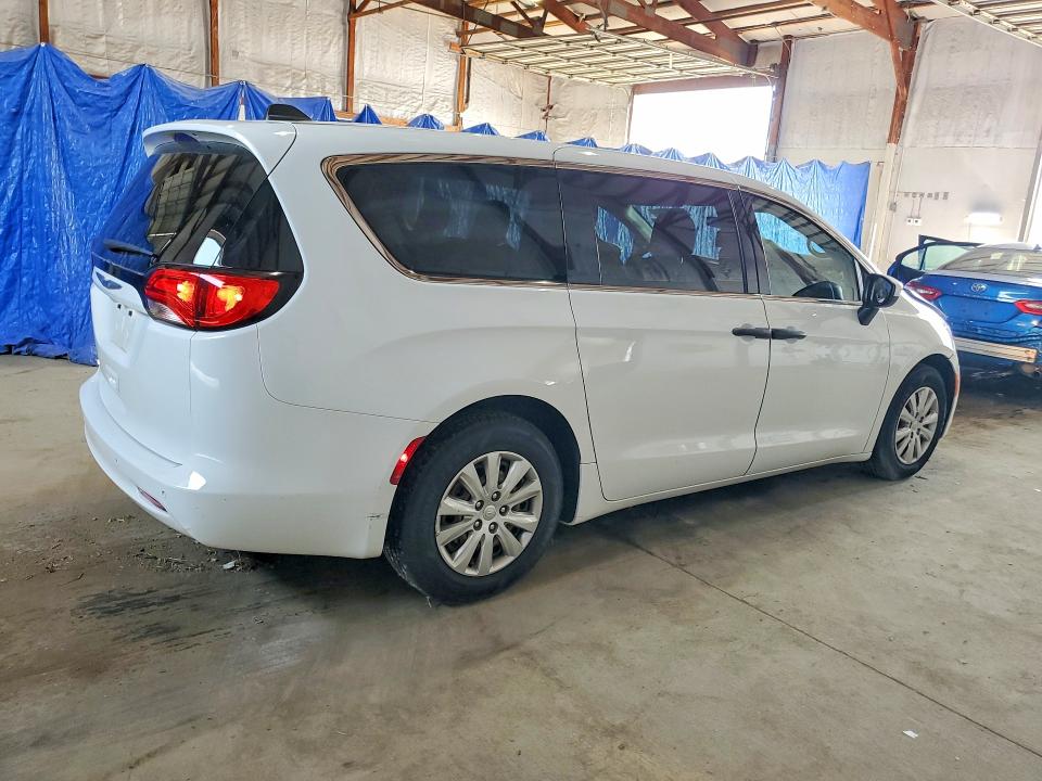 Продажа на аукционе авто 2019 Chrysler Pacifica, vin: 2C4RC1AG7KR666989, номер лота: 62758156