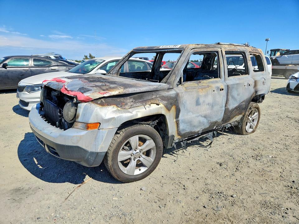 61972786 :رقم المزاد ، 1J4NF1GB1BD177325 vin ، 2011 Jeep Patriot مزاد بيع