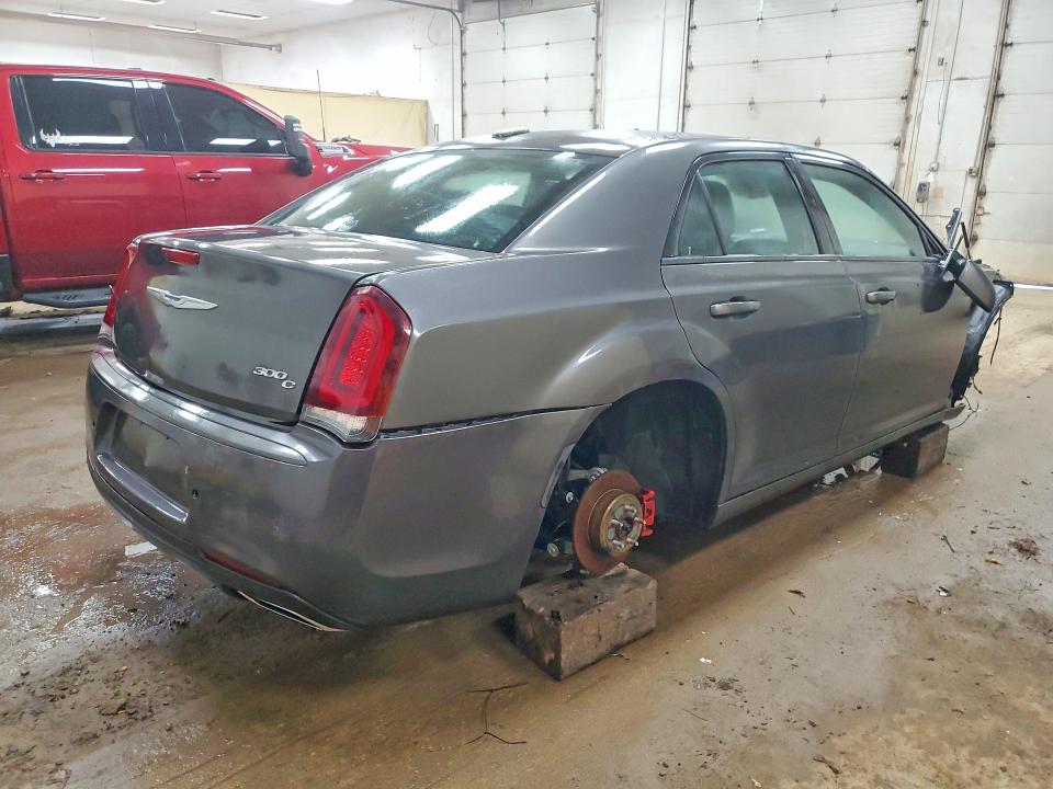 2021 Chrysler 300 მანქანა იყიდება აუქციონზე, vin: 2C3CCABG8MH506976, აუქციონის ნომერი: 62165436