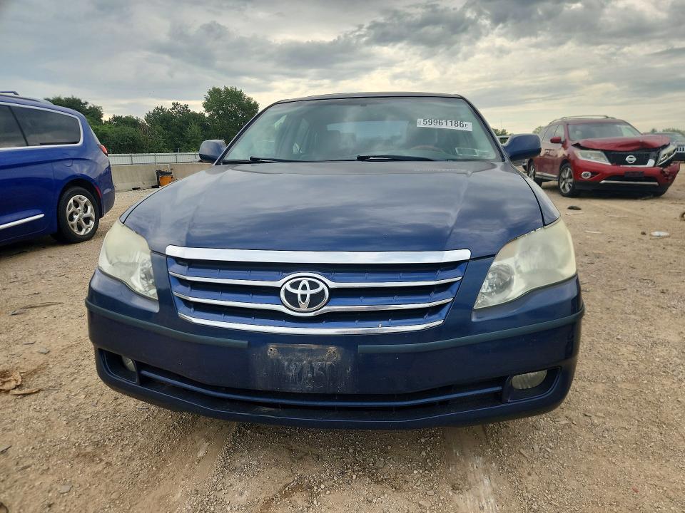 59961186 :رقم المزاد ، 4T1BK36B85U014544 vin ، 2005 Toyota Avalon مزاد بيع