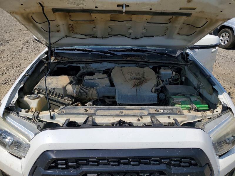 59326276 :رقم المزاد ، 5TFCZ5AN5HX065181 vin ، 2017 Toyota Tacoma مزاد بيع