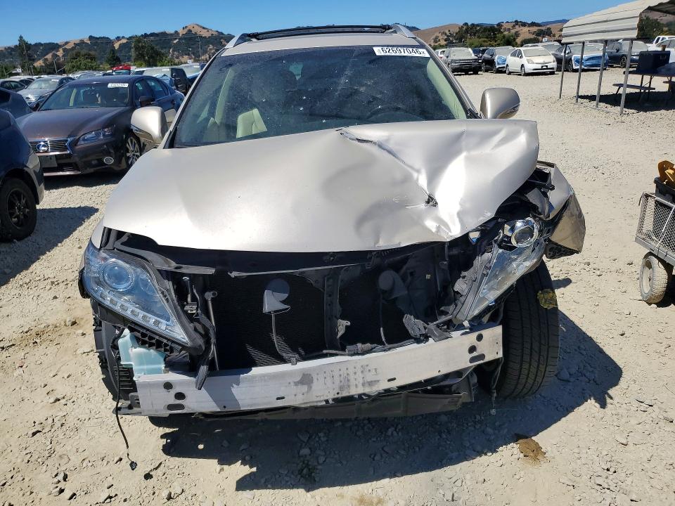 62697046 :رقم المزاد ، 2T2ZK1BA2FC190830 vin ، 2015 Lexus Rx 350 مزاد بيع