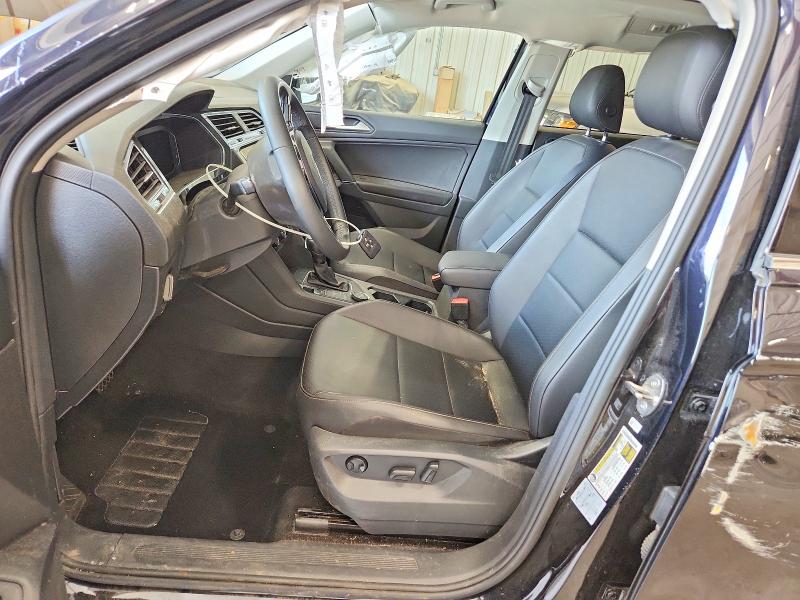 61343706 :رقم المزاد ، 3VV2B7AXXLM137621 vin ، 2020 Volkswagen Tiguan مزاد بيع