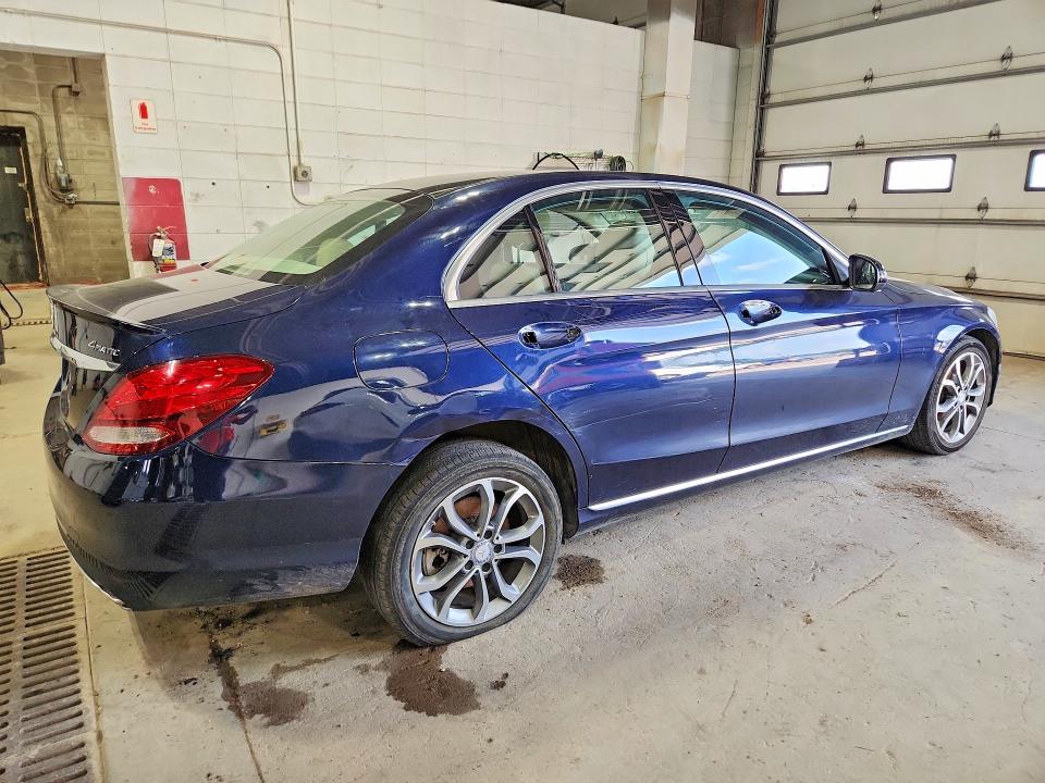 62361426 :رقم المزاد ، 55SWF4KB4GU162058 vin ، 2016 Mercedes-benz C مزاد بيع