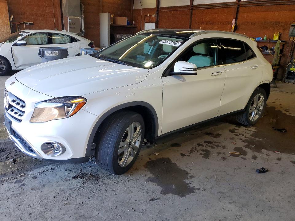 62656286 :رقم المزاد ، WDCTG4GB6KJ617904 vin ، 2019 Mercedes-benz Gla مزاد بيع