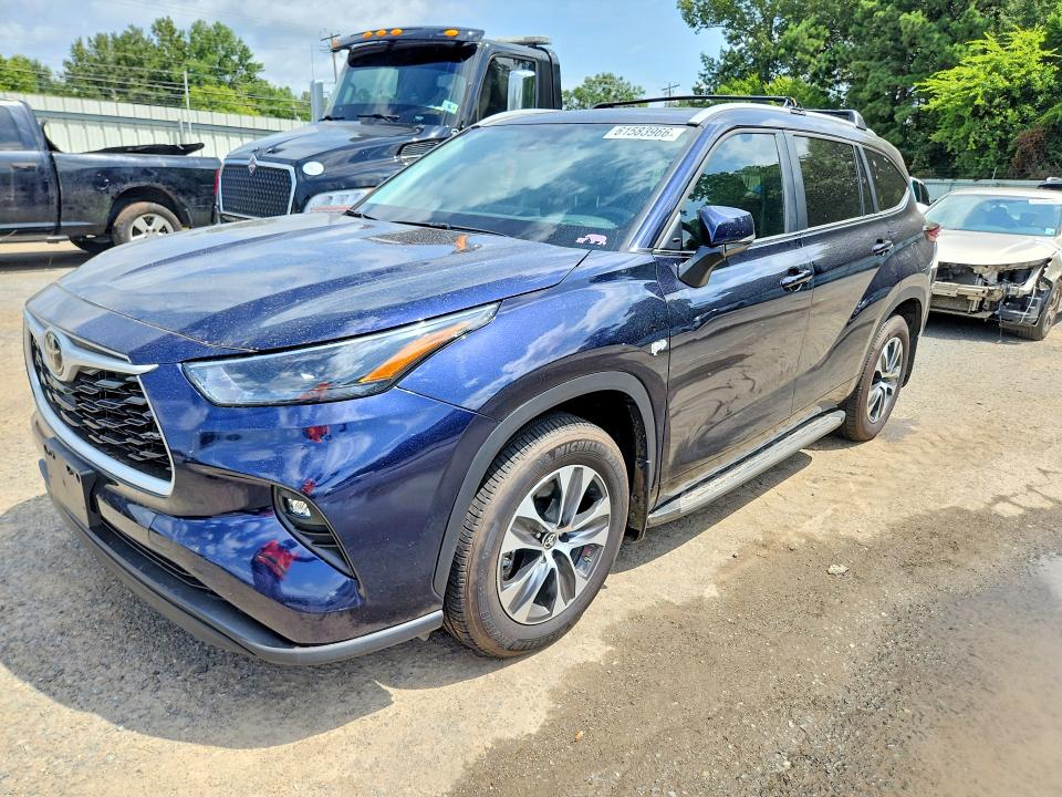 Продажа на аукционе авто 2025 Toyota Highlander, vin: 5TDKDRAH1SS554489, номер лота: 61583966