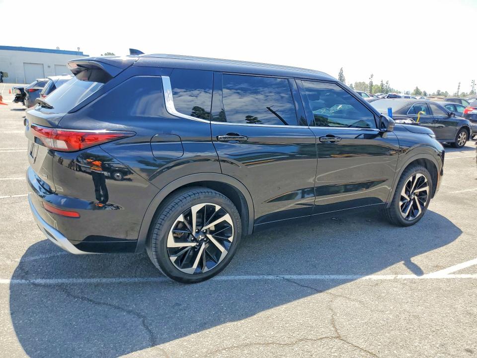 Продажа на аукционе авто 2022 Mitsubishi Outlander, vin: JA4J3VA87NZ059895, номер лота: 61741826