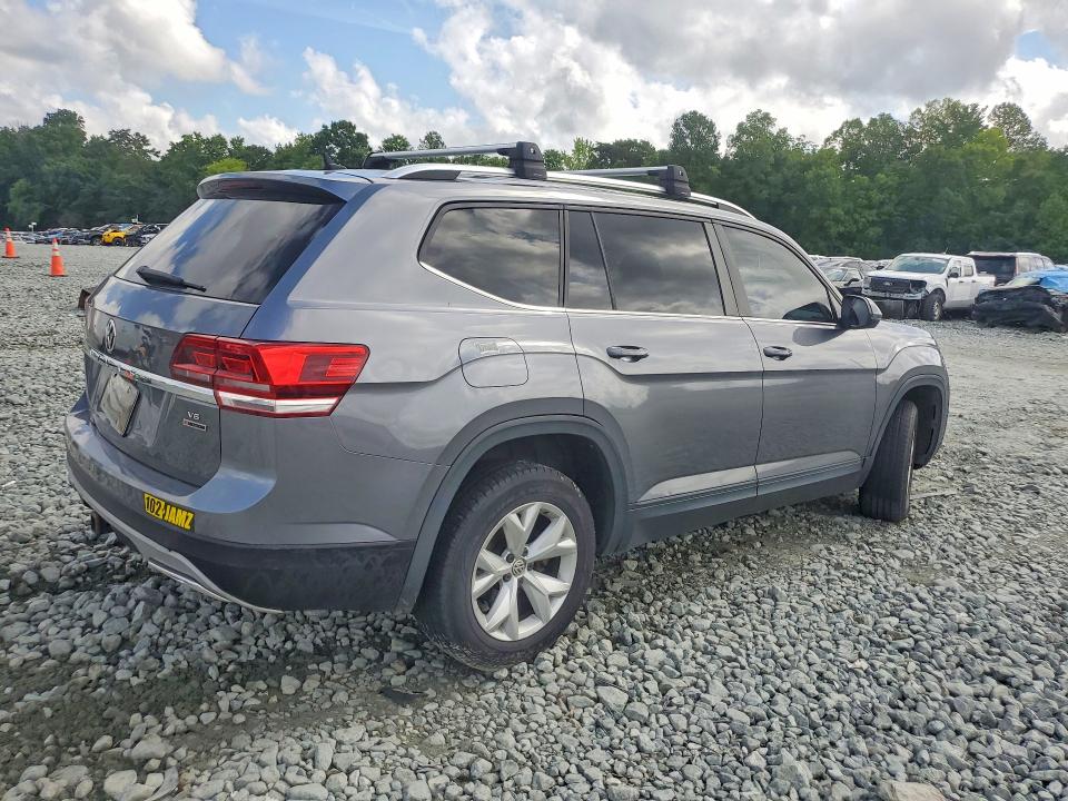 61171156 :رقم المزاد ، 1V2LR2CA5JC535911 vin ، 2018 Volkswagen Atlas مزاد بيع