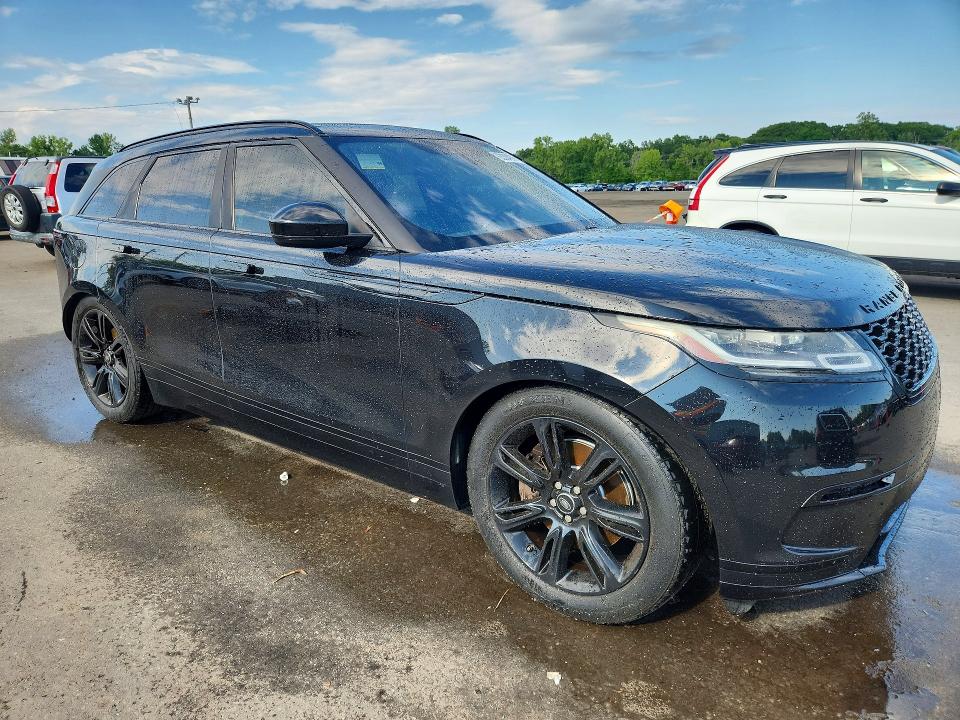 2018 Land Rover Range Rover Velar მანქანა იყიდება აუქციონზე, vin: SALYB2RV4JA742736, აუქციონის ნომერი: 63304976