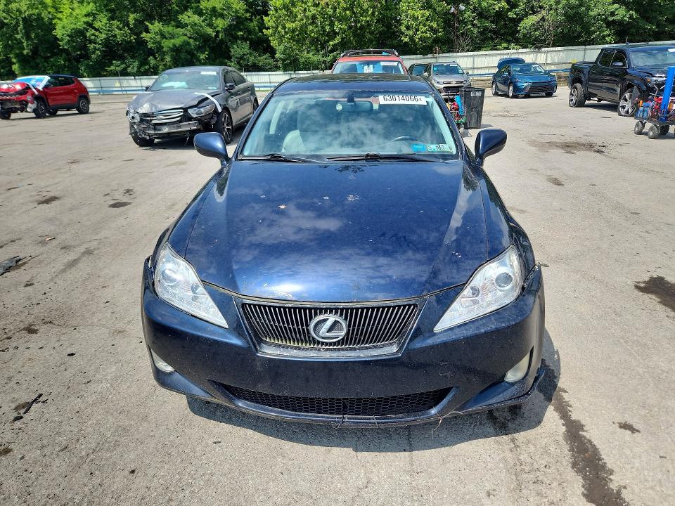 63014066 :رقم المزاد ، JTHCK262865004979 vin ، 2006 Lexus Is مزاد بيع