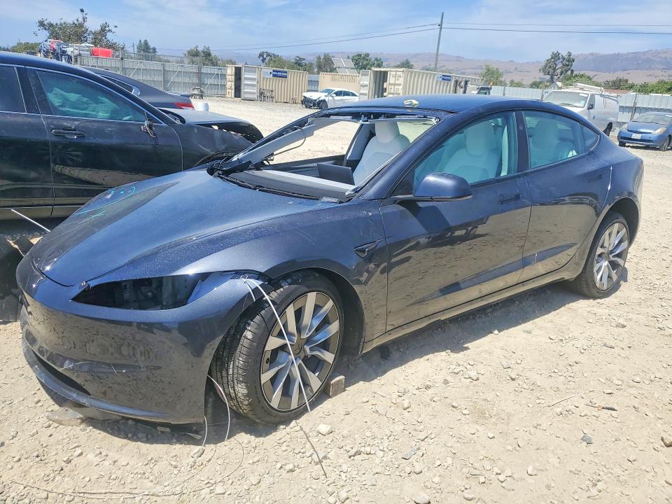 2026 Tesla Model 3 მანქანა იყიდება აუქციონზე, vin: 5YJ3E1EB5TF159732, აუქციონის ნომერი: 58897726