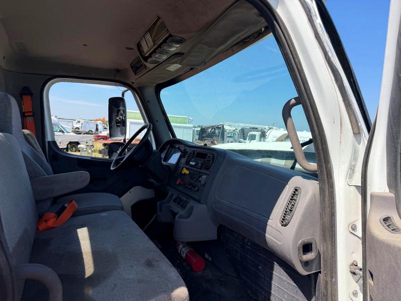 62635276 :رقم المزاد ، 1FVHG5FE3LHLU1742 vin ، 2020 Freightliner 108sd مزاد بيع